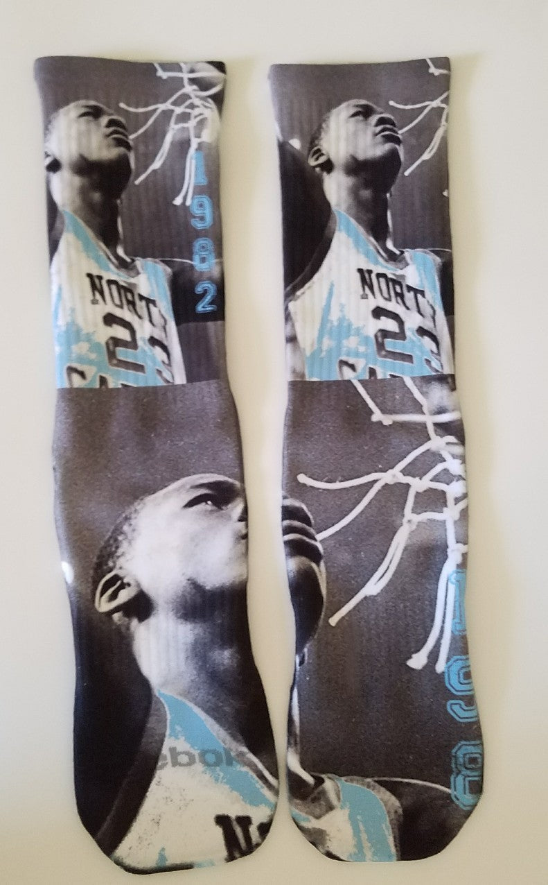 https://i.ebayimg.com/00/s/MTI3Nlg3OTE=/z/noEAAOSwRXRZQt-7/$_57.JPG